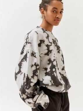 Urban Outfitters Renewal Remade Monochrome Tie-Dye Crew Neck Sweatshirt, size S